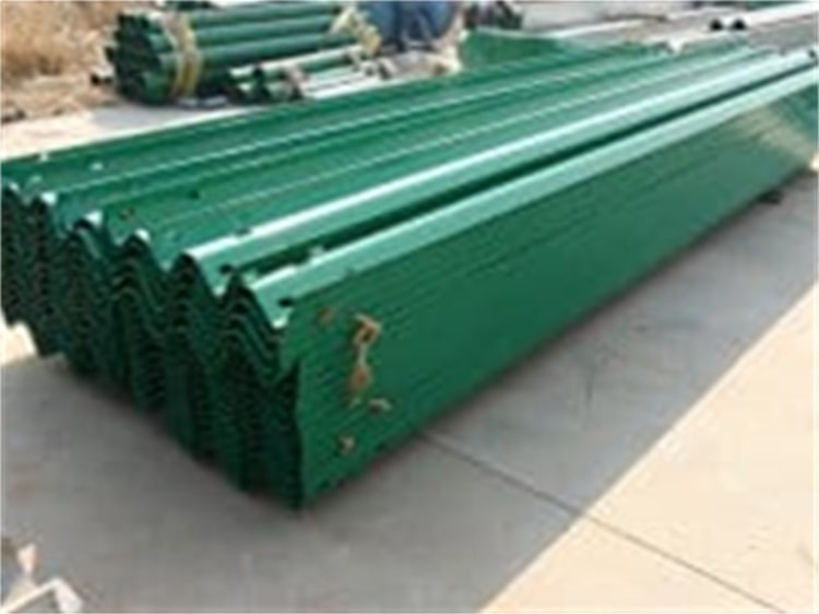 冠县波形护栏板厂家哪家好？